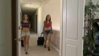 Lesbo अश्लील xxx नी - कामुक क्रिया