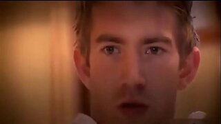 Henessy vidí jej krok brat trhavé off v jeho b