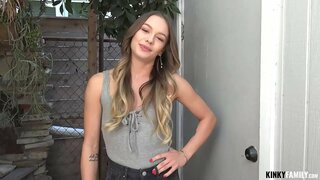 Výstřední Rodiny - Její mladý vagíny